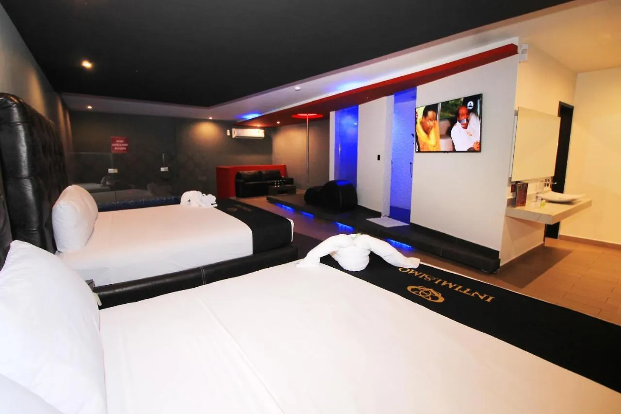 Hotel del amor Intimisimo Constituyentes Hotel Playa del Carmen México