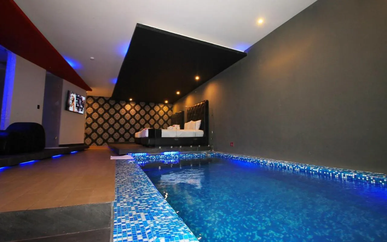 Intimisimo Constituyentes Hotel Playa del Carmen Hotel del amor